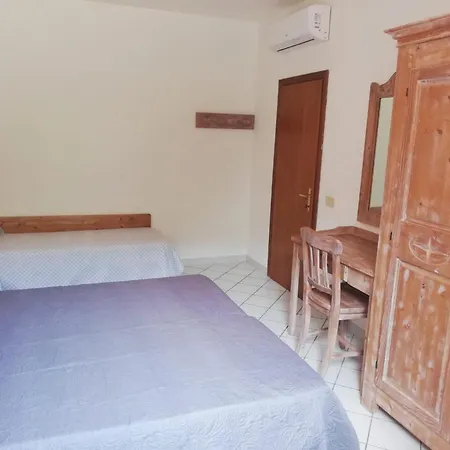 Ξενοδοχείο με διαμερίσματα Il Castagno 3*