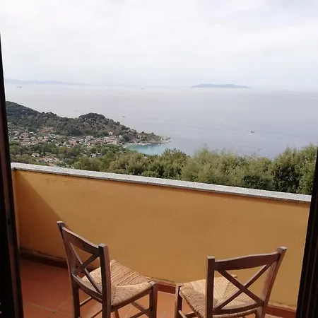 Il Castagno Ξενοδοχείο με διαμερίσματα 3*