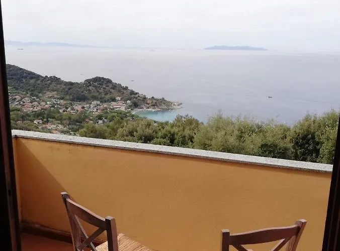 Il Castagno Aparthotel 3*